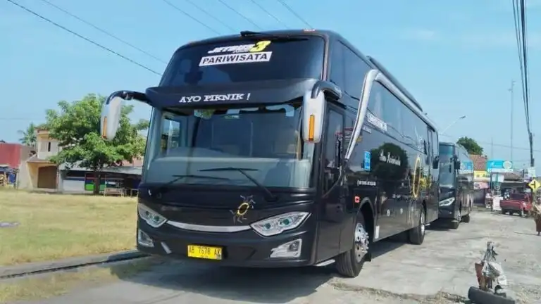 Gege Transport: Mengantar Mimpi Jelajah Nusantara dengan Armada Pariwisata yang Prima