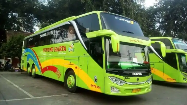Gunung Harta: Misteri, Mitos, dan Realitas Pariwisata Bus di Indonesia