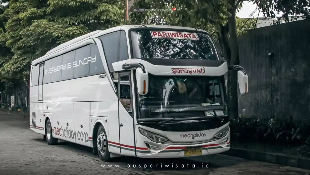 Bus Pariwisata Mec Holiday