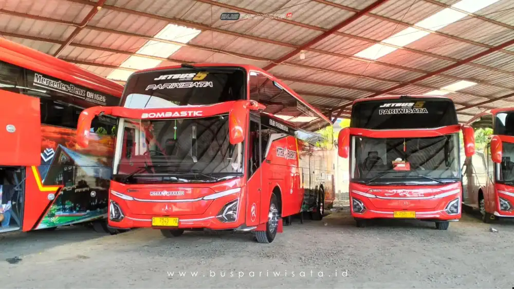 buspariwisata.id – foto bus pariwisata mitra rahayu a