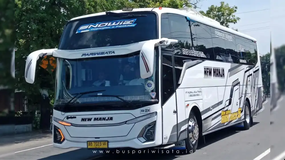 buspariwisata.id – foto bus pariwisata new manja c