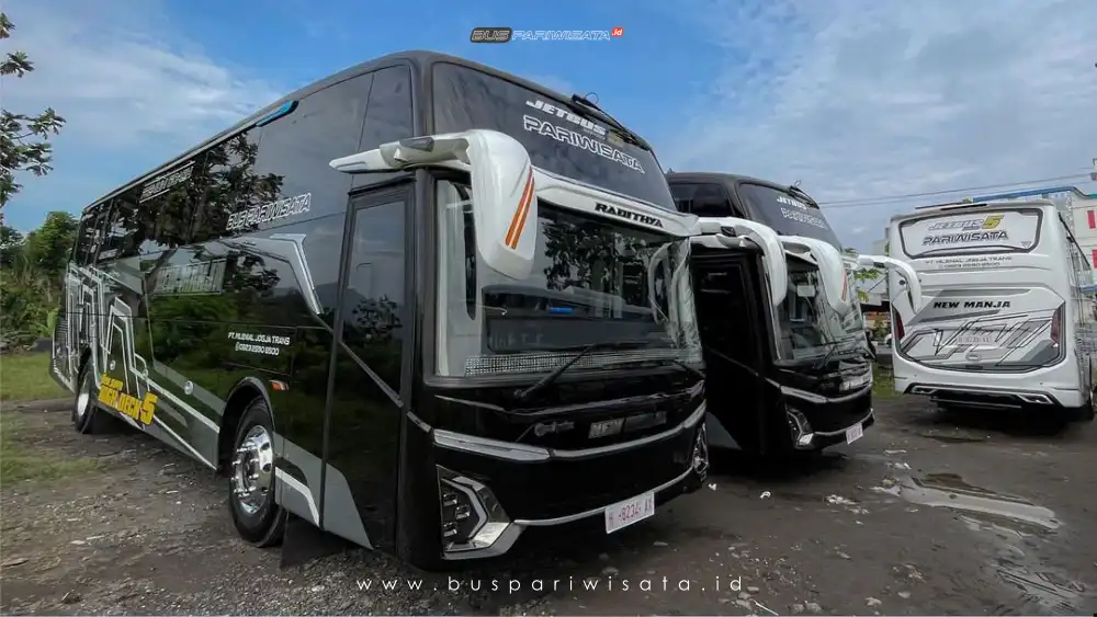 buspariwisata.id – foto bus pariwisata new manja g