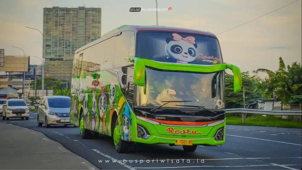 buspariwisata.id - foto bus pariwisata restu c