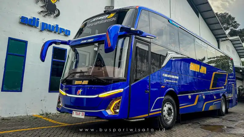 buspariwisata.id - foto bus pariwisata subur jaya d
