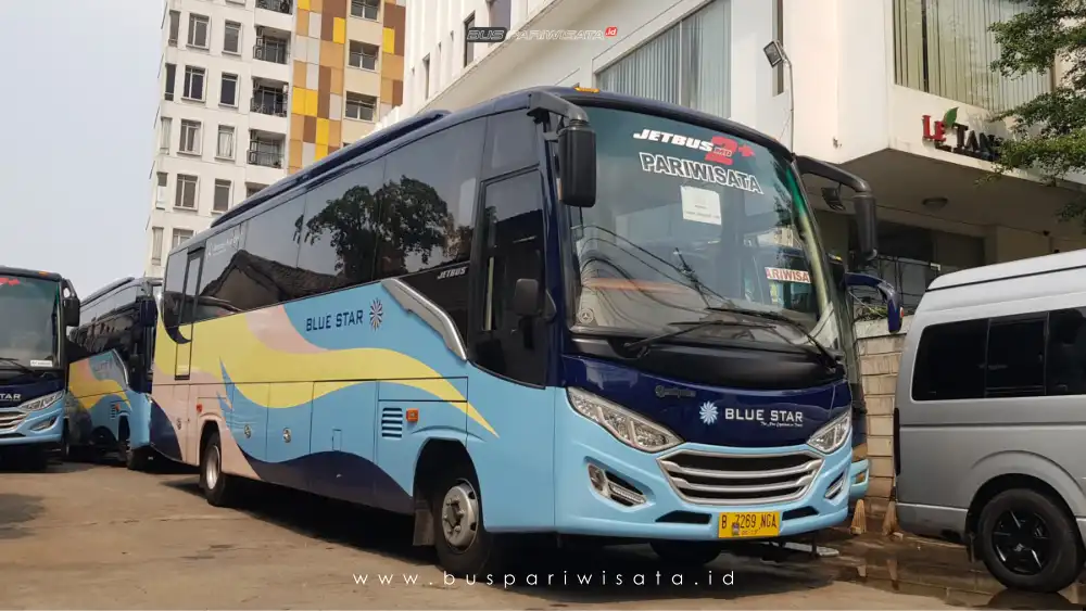 buspariwisata.id - foto medium bus pariwisata bue star b