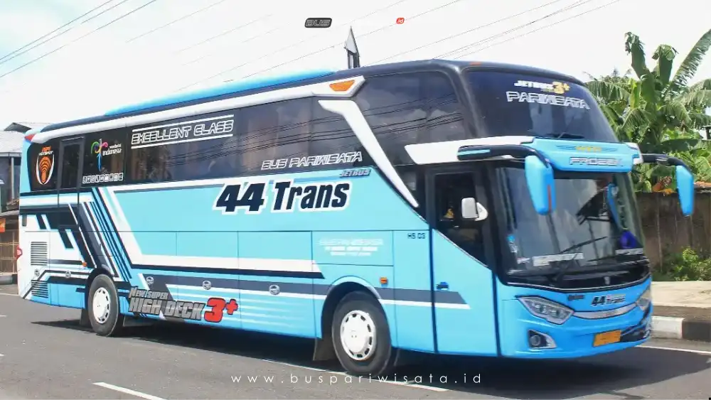buspriwisata.id – foto bus pariwisata 44 trans h