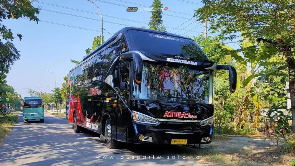 buspriwisata.id – foto bus pariwisata atiga trans b