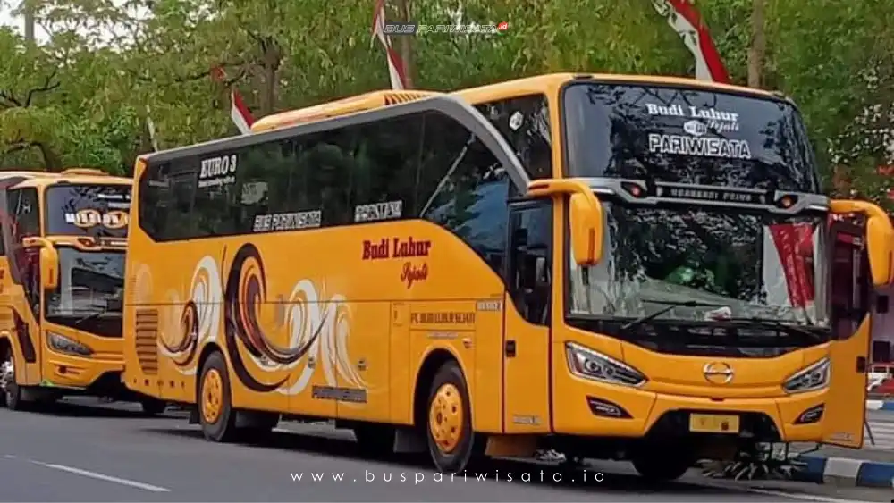 buspriwisata.id – foto bus pariwisata budi luhur sejati d