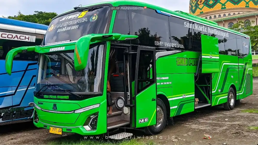 buspriwisata.id – foto bus pariwisata solo putra makmur d