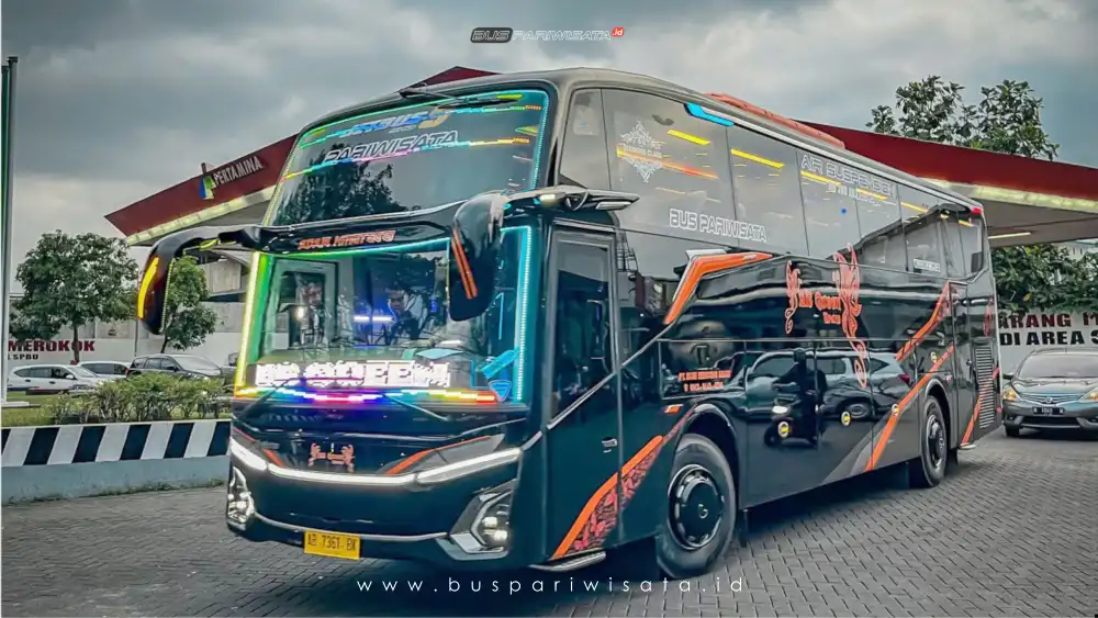 buspariwisata.id – foto bus pariwisata br queen trans a