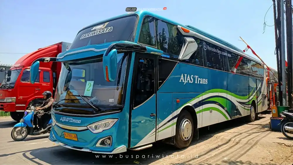buspriwisata.id – foto bus pariwisata ajas trans e