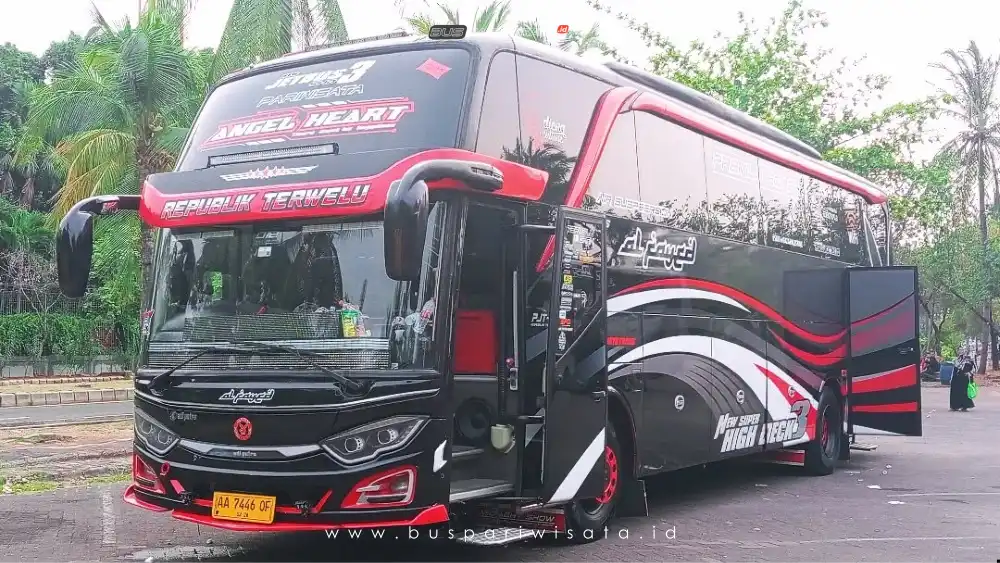 buspriwisata.id – foto bus pariwisata al fayed f