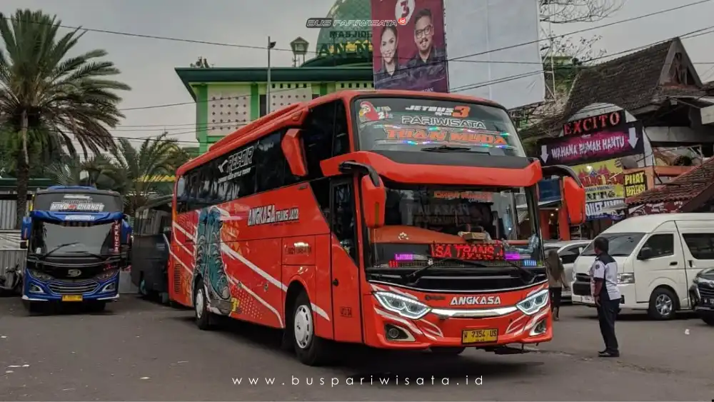 buspriwisata.id – foto bus pariwisata angkasa trans jaya b