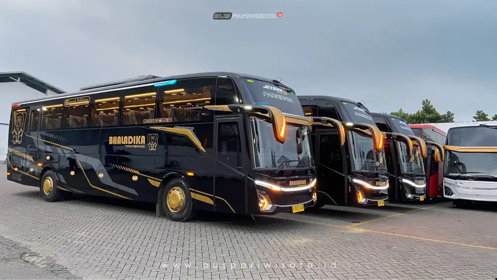 buspariwisata.id – foto bus pariwisata bhaladika b