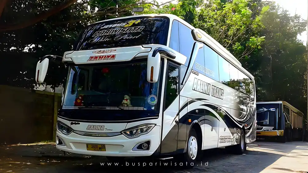 buspariwisata.id - foto bus pariwisata aalina trans a