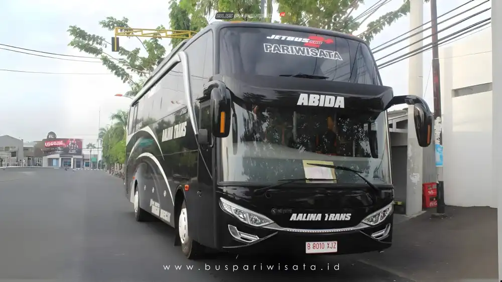 buspariwisata.id – foto bus pariwisata aalina trans d
