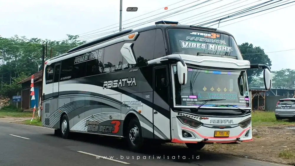 buspariwisata.id – foto bus pariwisata abisatya c