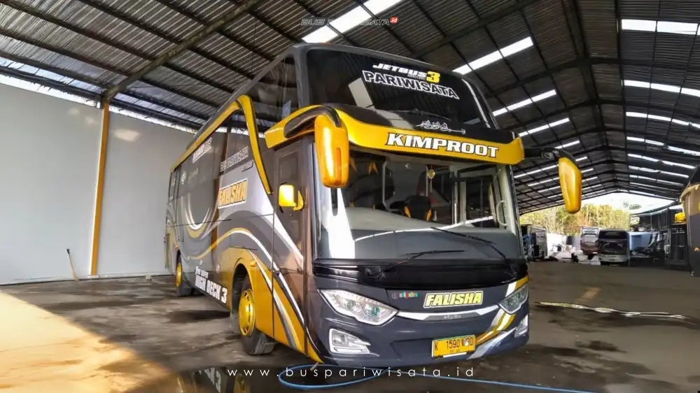 buspariwisata.id – foto bus pariwisata falisha b