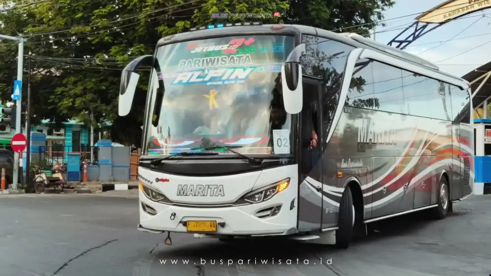 buspariwisata.id - foto bus pariwisata marita f