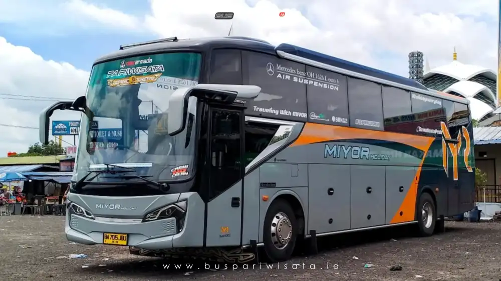 buspariwisata.id - foto bus pariwisata miyor holiday h
