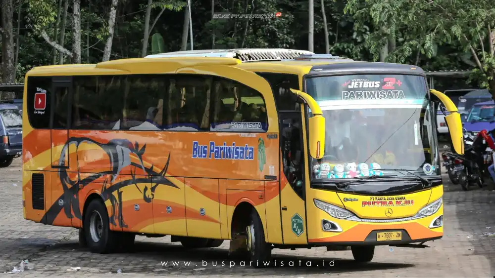 buspriwisata.id – foto bus pariwisata putra kju a