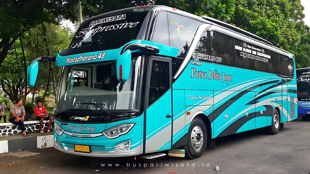buspriwisata.id - foto bus pariwisata putra pelita jaya a