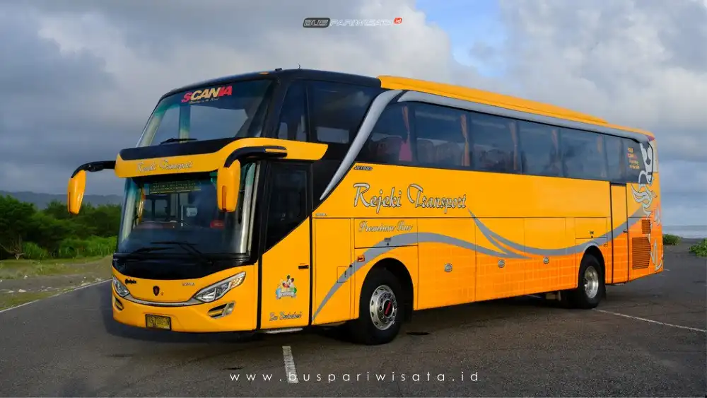 buspriwisata.id – foto bus pariwisata rejeki transport b