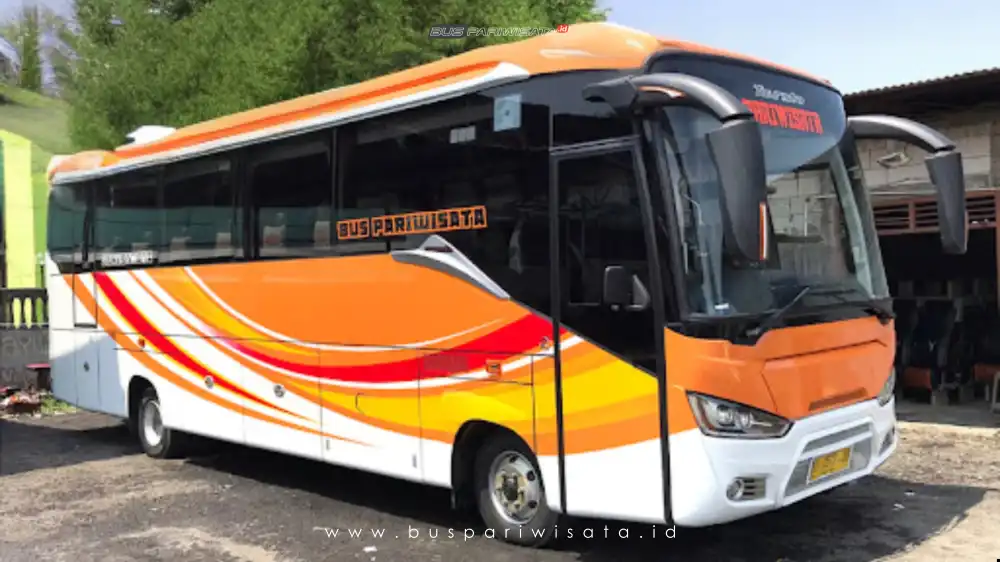 buspriwisata.id – foto bus pariwisata semanta transport d