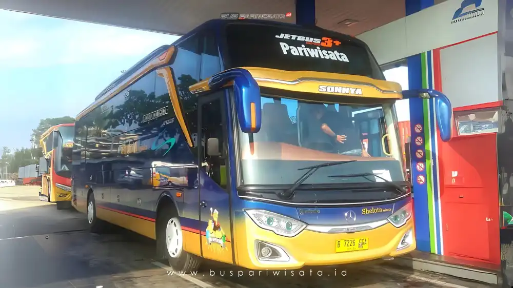buspriwisata.id – foto bus pariwisata shlota f