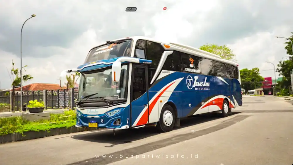 buspriwisata.id - foto bus pariwisata trans jaya d