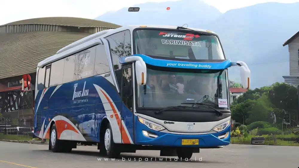 buspriwisata.id – foto bus pariwisata trans jaya e