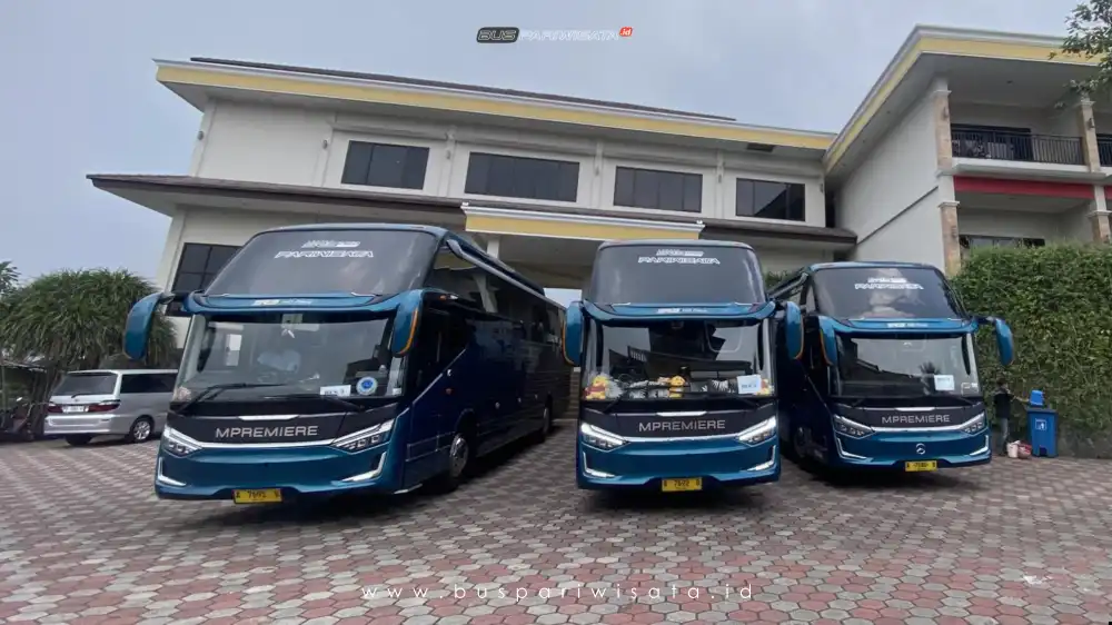 buspariwisata.id - foto bus pariwisata mpremiere b