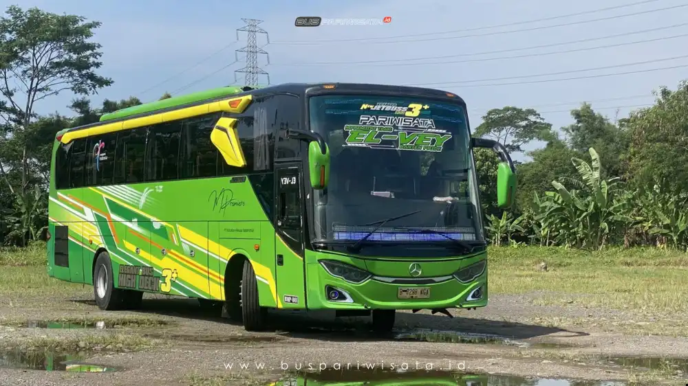 buspariwisata.id - foto bus pariwisata mpremiere j