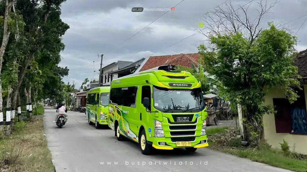 buspriwisata.id - foto bus pariwisata rahayu transport e