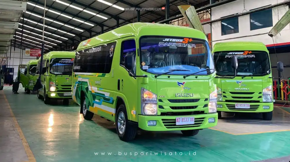 buspriwisata.id – foto bus pariwisata rahayu transport j