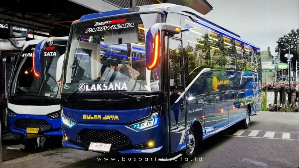 buspariwisata.id – foto bus pariwisata bulan jaya a