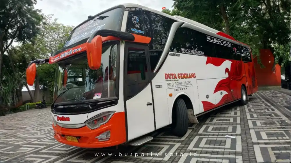 buspariwisata.id – foto bus pariwisata duta gemilang d