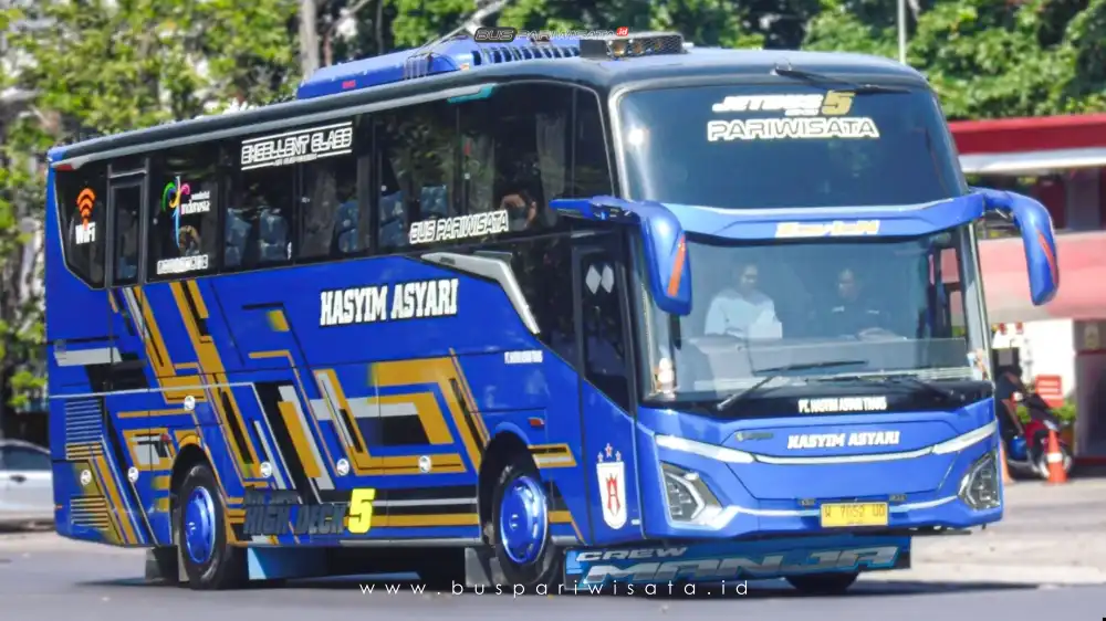 buspariwisata.id – foto bus pariwisata hasyim asyari b