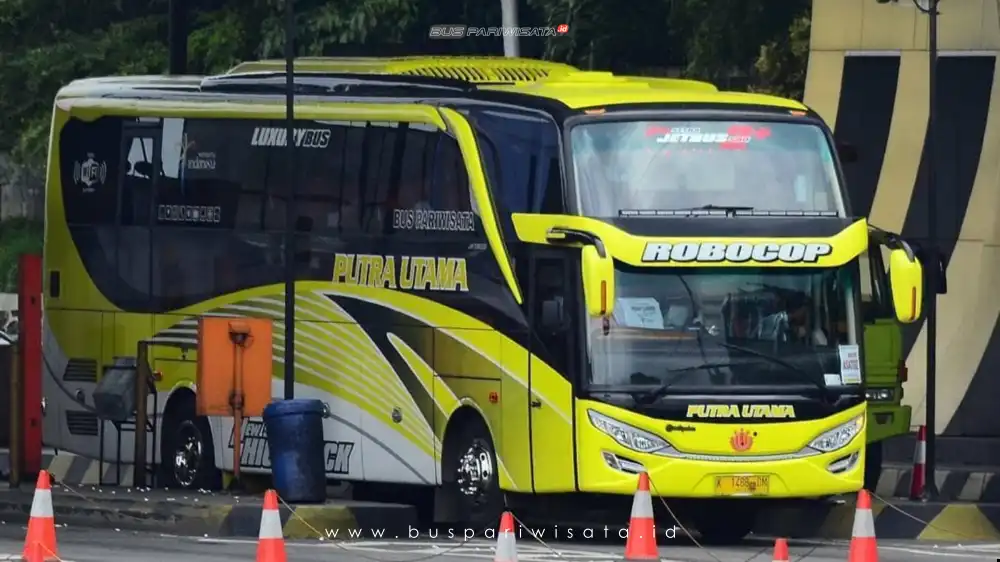 buspariwisata.id – foto bus pariwisata putra utama c